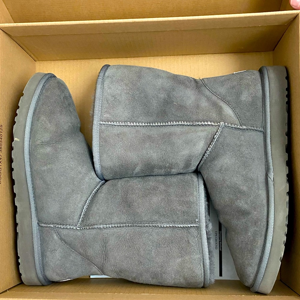 UGG Australia Men’s Boots, size 10